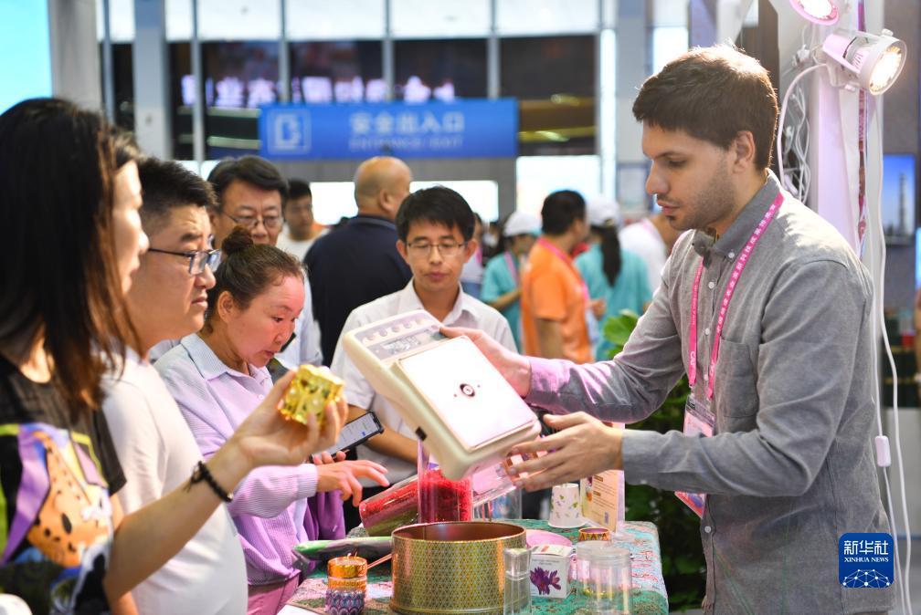 捕鱼下现金注册送分